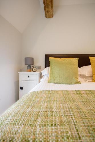 1 double bed