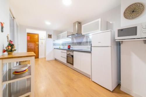 Apartment image 8