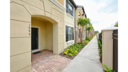 Windsor-5 Bed Townhouse w splashpool-3801WW - main image