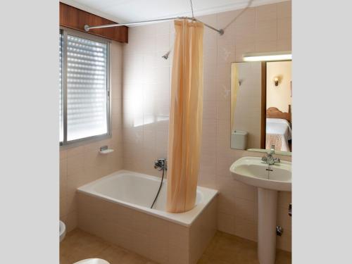 Hotel Isolino - image 6