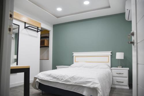 Casa moderna equipada como hotel Habitacion 1