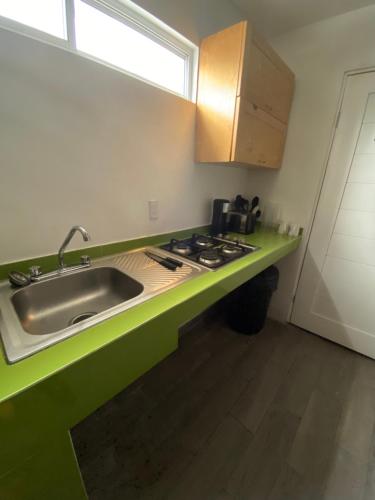 Casa moderna equipada como hotel habitación 5 – Monterrey, MO