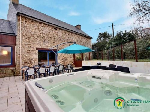 Gîte Merlevenez, 5 pièces, 10 personnes - FR-1-378-1217 gîte à louer Kernours