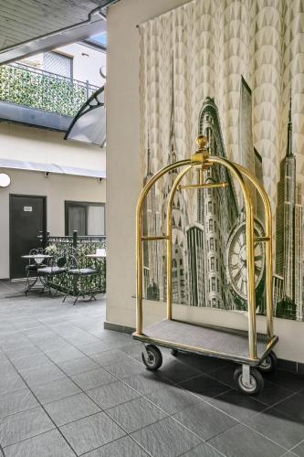 Airport Hotel Sydney - image 12