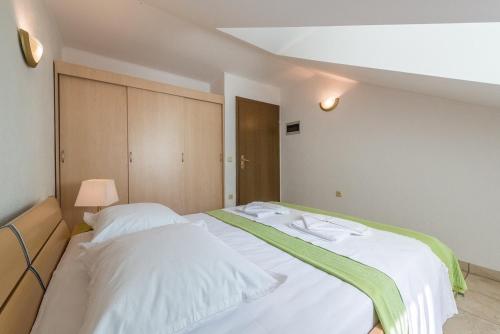 Apartments Buljan - image 4