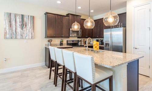 5 Star Villa on Orlandos most Exclusive Encore Resort at Reunion Orlando Villa 4405 - image 4
