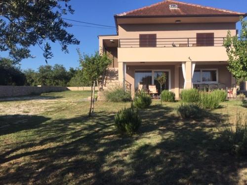 Villa Nar 3547