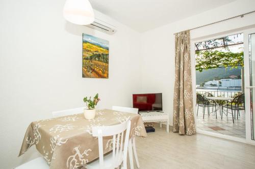  Apartments Robert in Brna