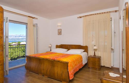 Holiday Home Lukrecia - image 11