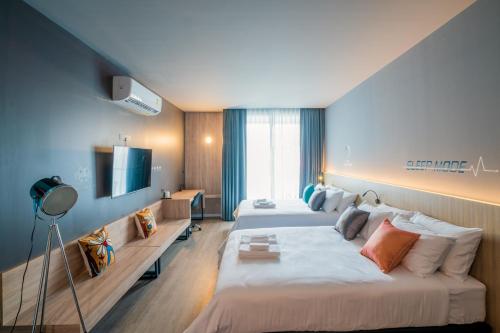 Hat Yai TK Bed 4-Star Hotel suite