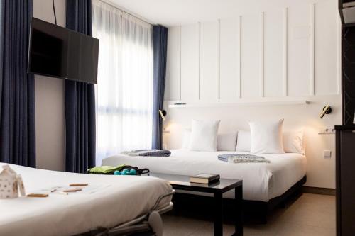 Ramirez Flats Valencia - image 9