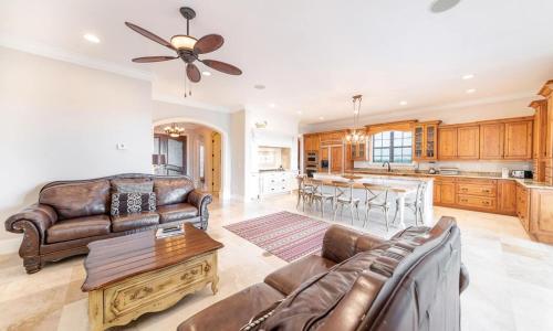 5 Star Villa on Orlandos most Exclusive Reunion Resort and Spa Orlando Villa 4599 - image 3