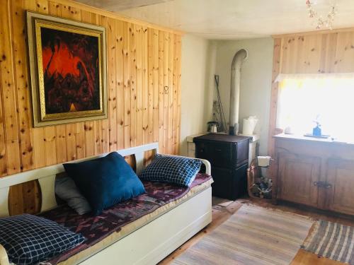 Cabin Greena with river view - image 12