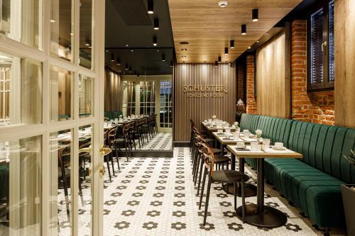 SCHUSTER Boarding House - image 4