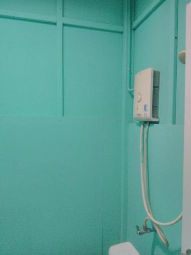 Bathroom, บ้านพักกลางนา in Sawang Daen Din