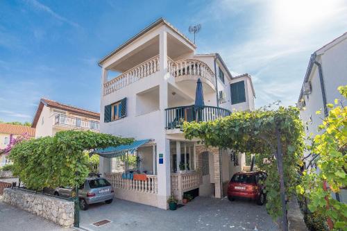 Apartments Grulovic Vodice