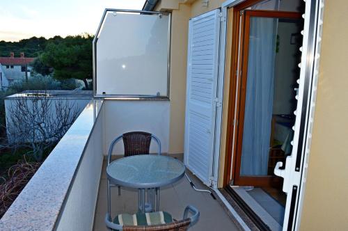 Apartments Vilim Tisno - image 6
