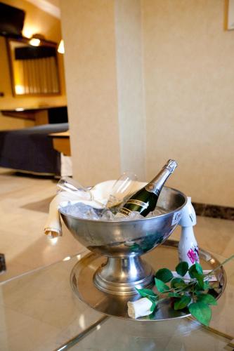 Hotel Ciudad de Navalcarnero - image 2