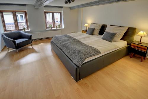 fewo1846 - An der alten Kaffeerosterei - stilvoll eingerichtete 2-Zimmer-Wohnung im Stadtzentrum 95m von Sankt Nikolai Kirche entfernt