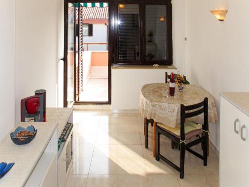  Apartment Dario - UMA155 by Interhome in Umag