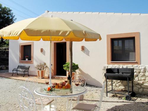  Holiday Home Nuno - PAD135 in Mem Moniz