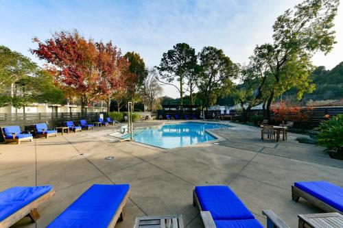 Holiday Inn Express Mill Valley San Francisco Area, an IHG Hotel