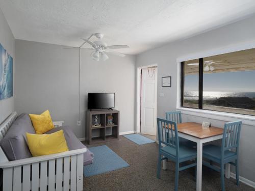 South Beach Inn - Cocoa Beach