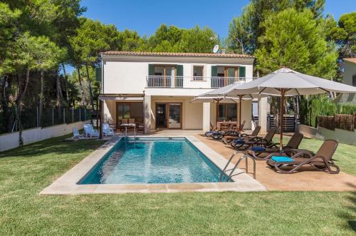 Luxury Mal Pas Villa Can Joan Mal Pas 4 Bedrooms Walking Distance to Beach gîte à louer es Mal Pas