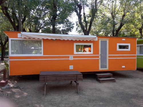 Mobile Home M6 (4 adults + 2 children)