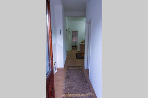 apartment HOME - image 3