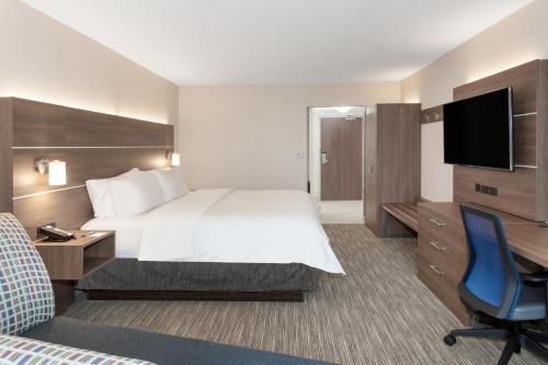 Holiday Inn Express & Suites - Ottawa Downtown East, an IHG Hotel