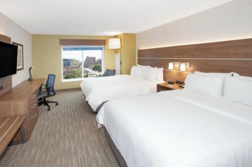 Holiday Inn Express & Suites Downtown Ottawa East, an IHG Hotel