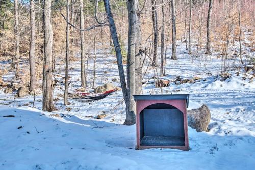Pet-Friendly Gilford Home by Gunstock Ski Mountain