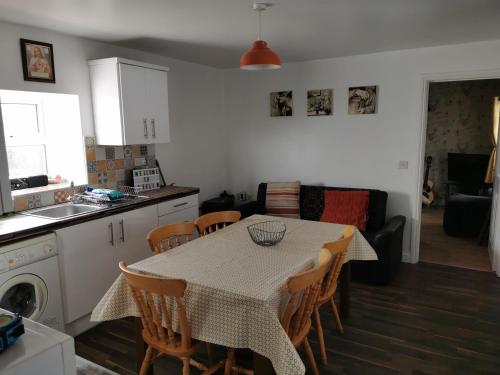 Teach Condy's in Dunglow