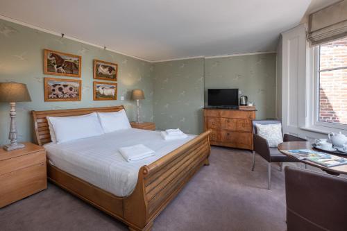 287029545 One Holyrood Hotel & Cafe