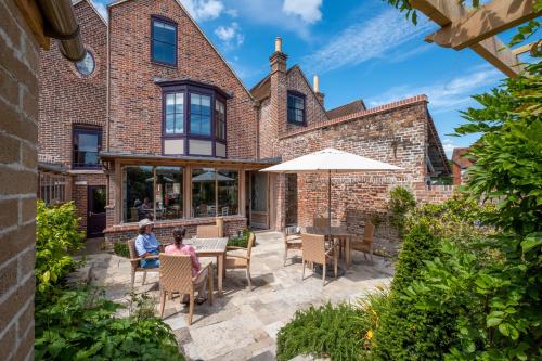 287030449 One Holyrood Hotel & Cafe