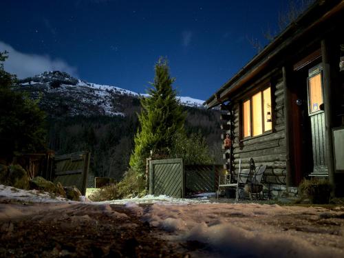 Зовнішній вигляд готелю, An Carraig Log Cabin in Стратйр
