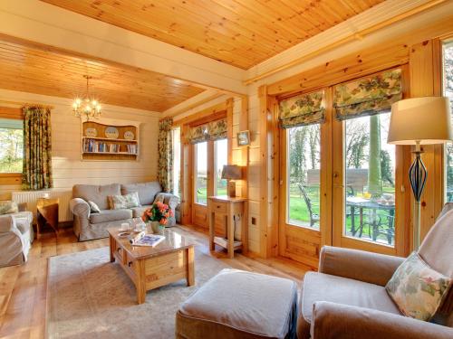 Apple Tree Lodge - image 7