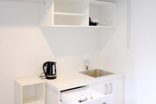 Kilmore Apartment - Christchurch Holiday Homes