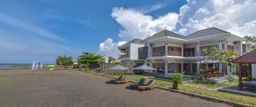 Manik Segara Villas