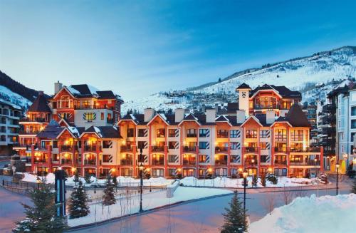 Ski In, Ski Out Studio Condo In The Heart Of Lionshead Village With Hot Tub And Pool Access in Vail, USA