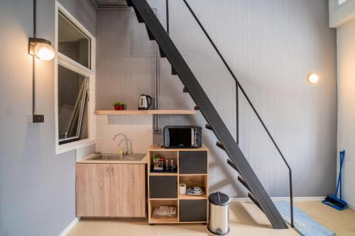 Hat Yai TK Bed 4-Star Hotel pool