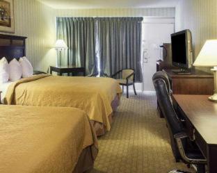 Quality Inn Fredericksburg near Historic Downtown