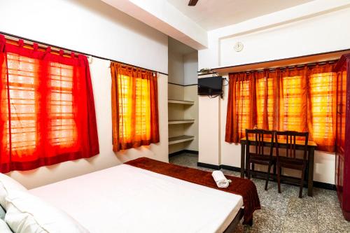 ANADIYIL LEELAKRISHNA INN – Cochin, NE