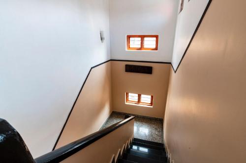 ANADIYIL LEELAKRISHNA INN – Cochin, NE
