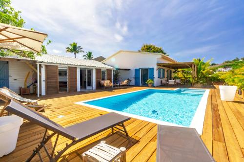 Athéna - villa de charme avec piscine et vue mer proche de la plage de Boucan Canot - Location, gîte - Saint-Paul