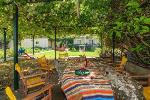 Studio Timotheos - main image