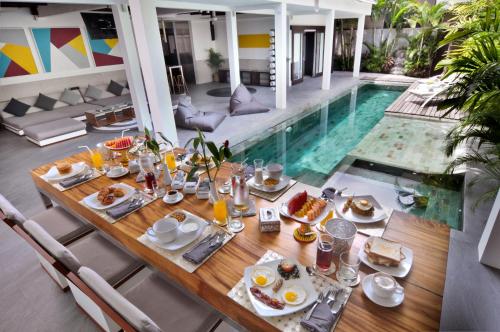 5BR Villa Sabtu - Minggu Villas Seminyak - image 3