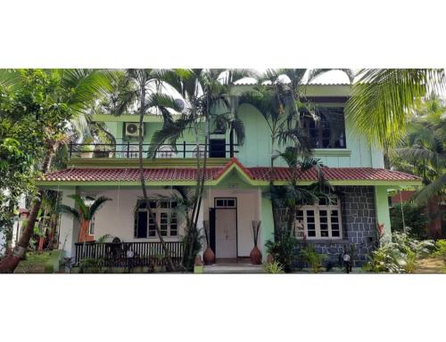 Luxury 4BHK villa 2 mins walk to beach