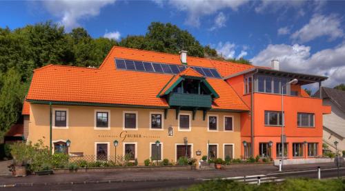 Wirtshaus Gruber Weitenegg in Emmersdorf an der Donau, Österreich